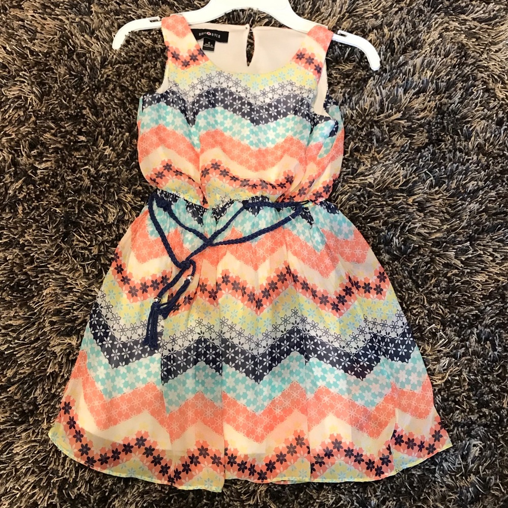 Girls Amy Byer dress size 6 NWOT